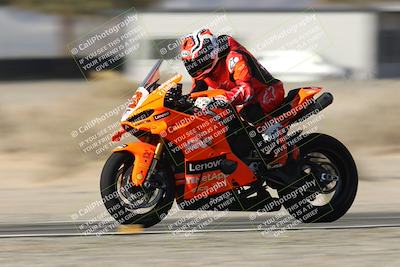 media/Dec-01-2025-Moto Forza (Mon) [[2daa91e15f]]/1-Advanced Group/Session 3 Turn 3 Exit Bump Pans/